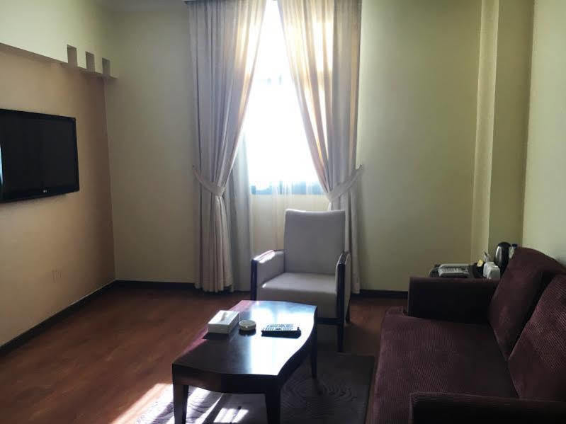 Palazzo Hotel Kuwait City Екстер'єр фото